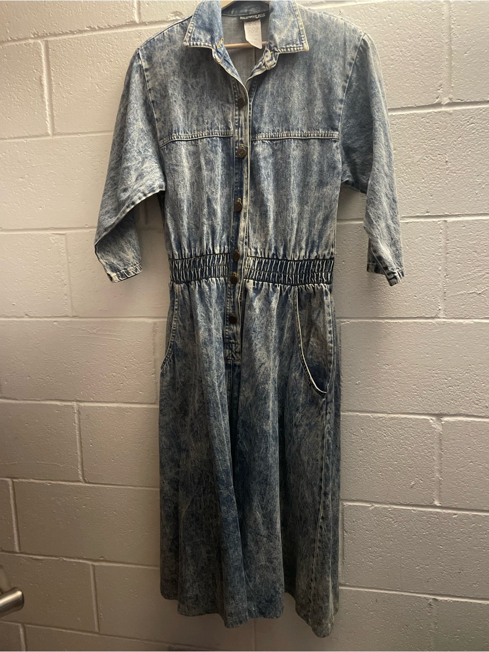 Vintage Acid-Wash Denim Button-Front Midi Dress with Elastic Waist